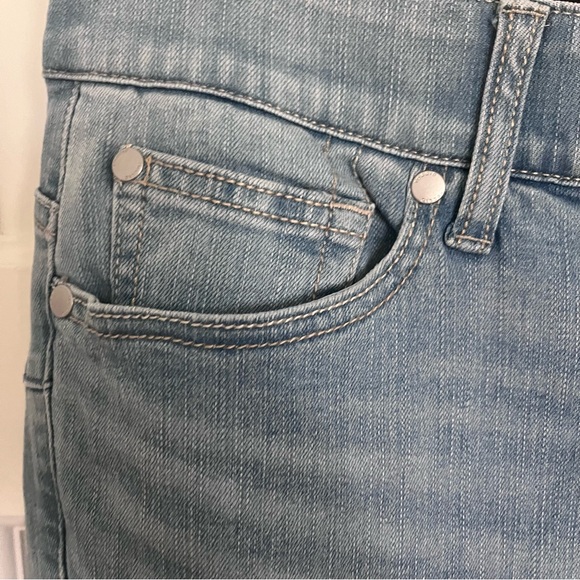 Torrid Flared Blue Jeans - Size 14 - Picture 4 of 6